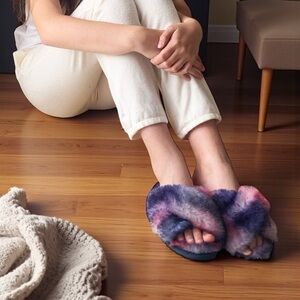 EMU Australia Mayberry Tie Dye Faux Fur Slide Slippers in Purple 7
